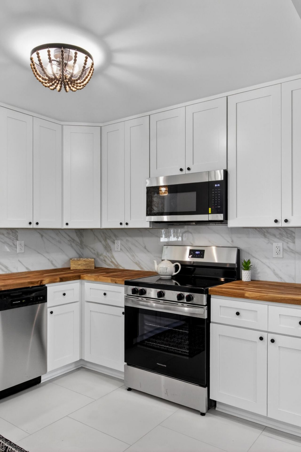 106 Benton Street Photo 18