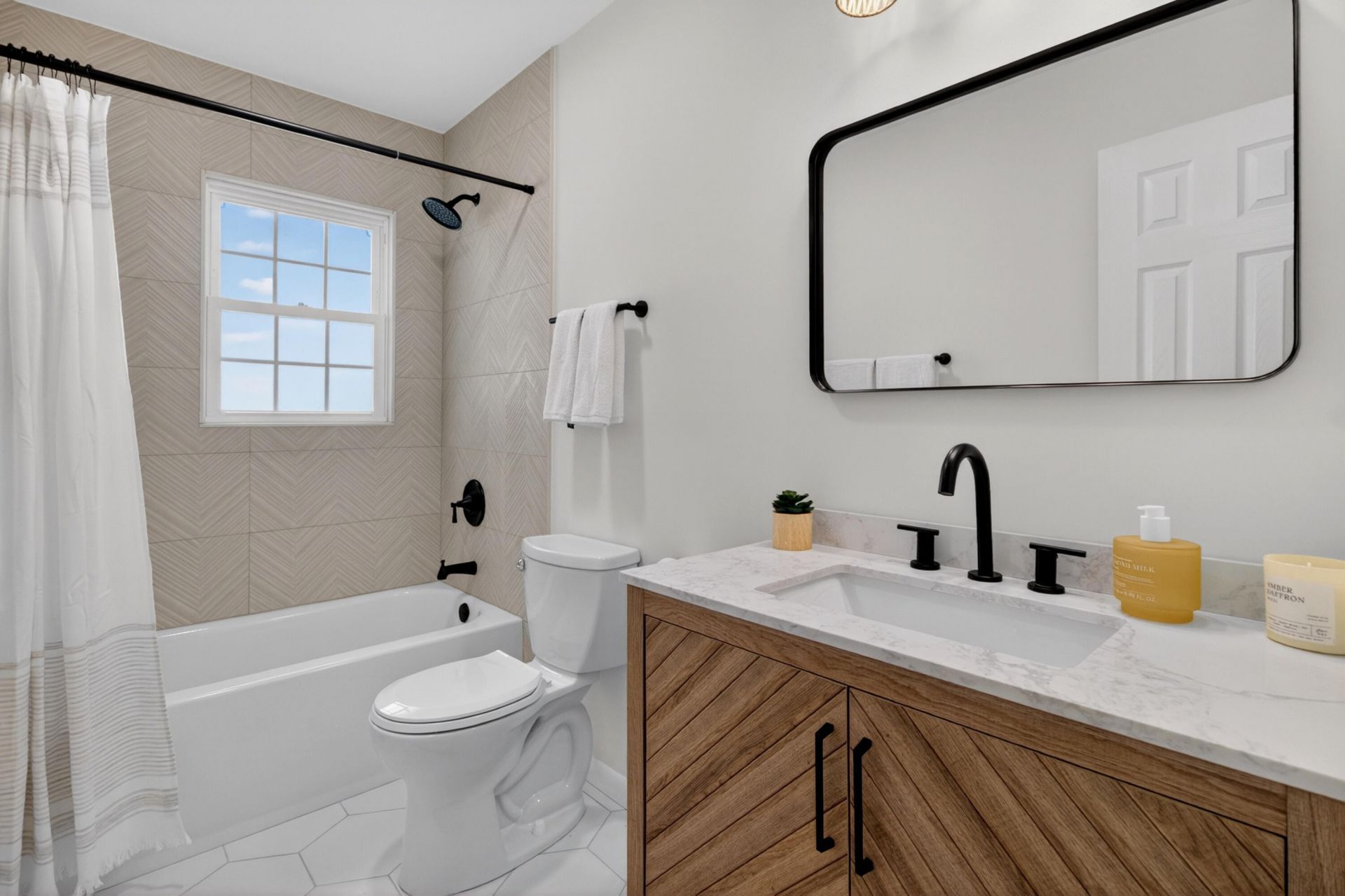 106 Benton Street Photo 27