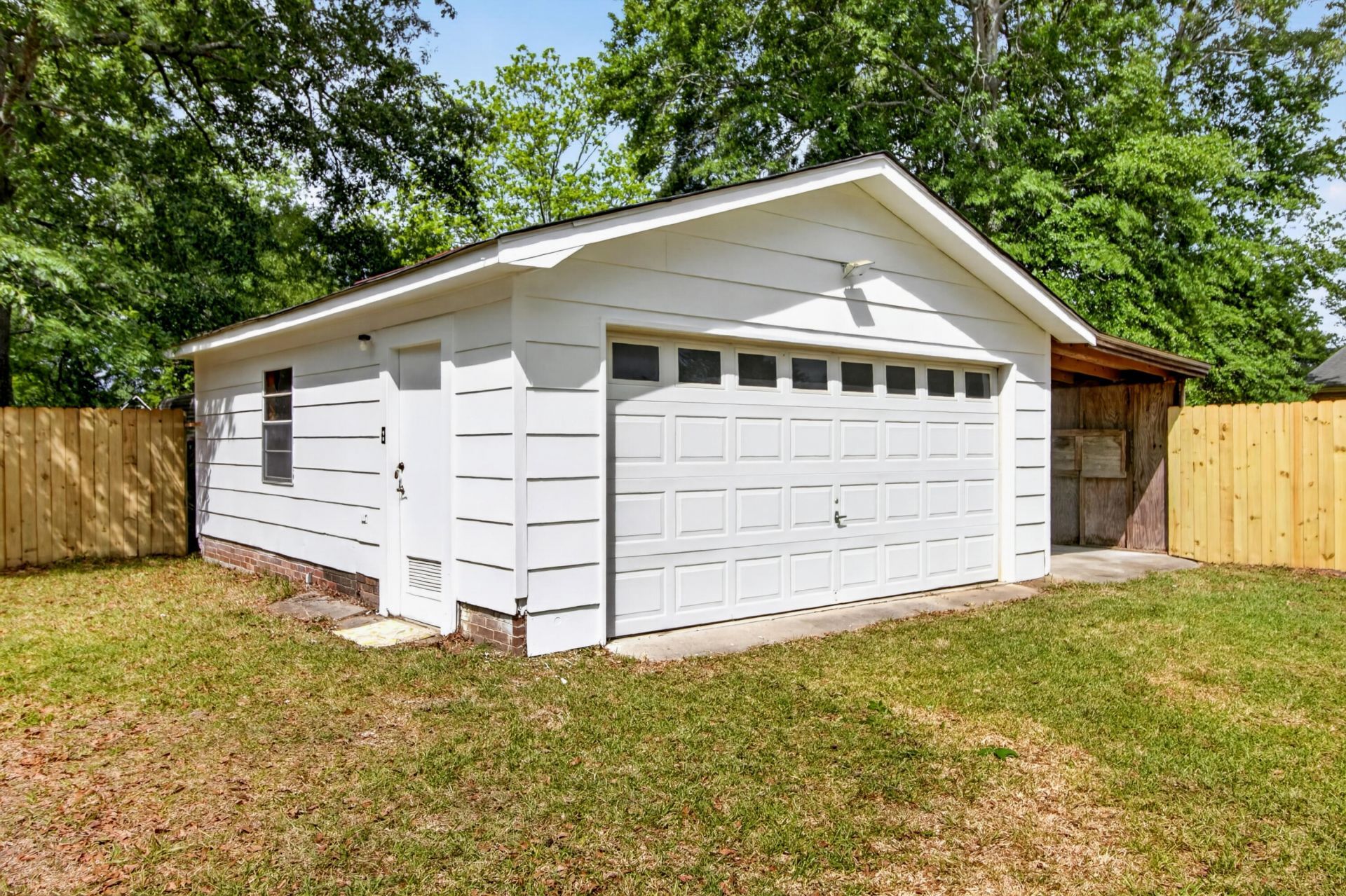 106 Benton Street Photo 47
