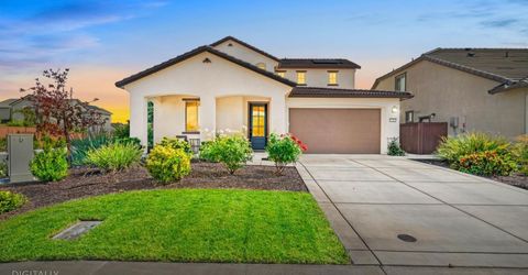 2301 Sierra Village Dr, Roseville, CA 95747 Photo