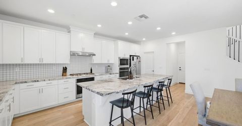 2301 Sierra Village Dr, Roseville, CA 95747 Photo