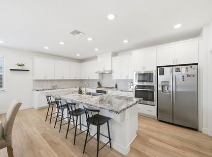 2301 Sierra Village Dr, Roseville, CA 95747 Photo