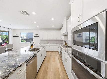 2301 Sierra Village Dr, Roseville, CA 95747 Photo