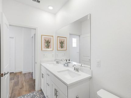 2301 Sierra Village Dr, Roseville, CA 95747 Photo