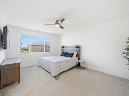 2301 Sierra Village Dr, Roseville, CA 95747 Photo