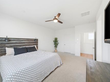 2301 Sierra Village Dr, Roseville, CA 95747 Photo