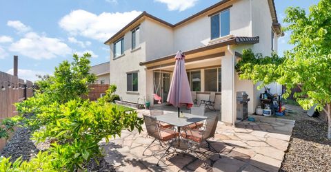 2301 Sierra Village Dr, Roseville, CA 95747 Photo