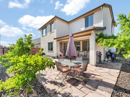 2301 Sierra Village Dr, Roseville, CA 95747 Photo