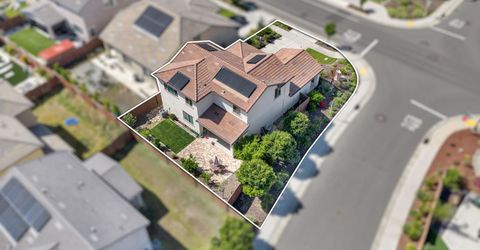 2301 Sierra Village Dr, Roseville, CA 95747 Photo