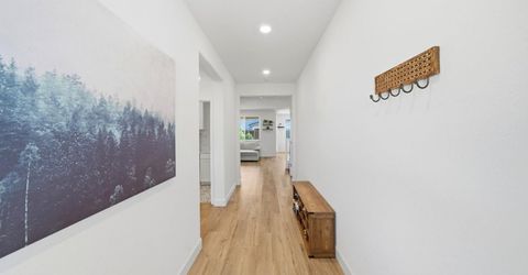 2301 Sierra Village Dr, Roseville, CA 95747 Photo