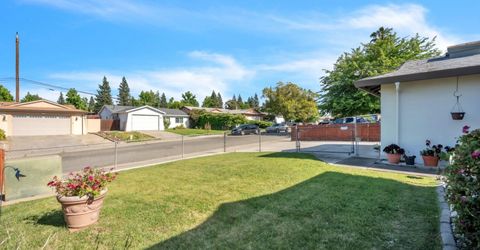 4262 Worthington Dr, North Highlands, CA 95660 Photo