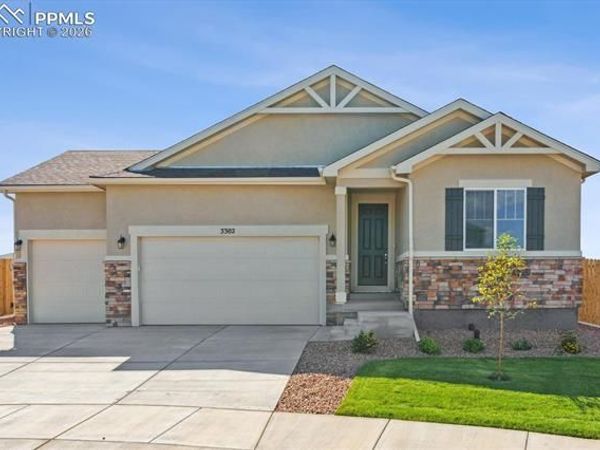 3302 Bella Notte Drive, Pueblo, CO 81001