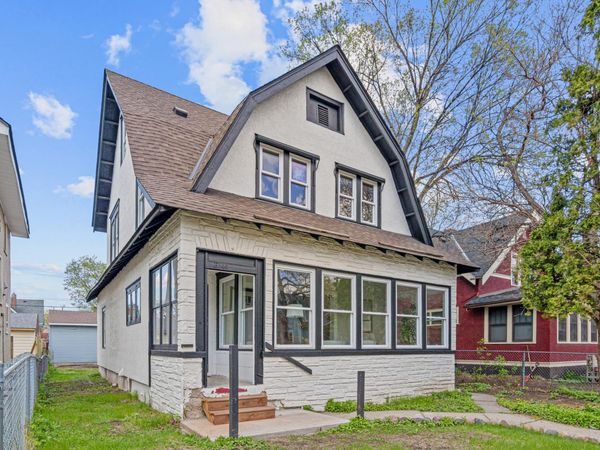 3744 5th Avenue S, Minneapolis, MN 55409