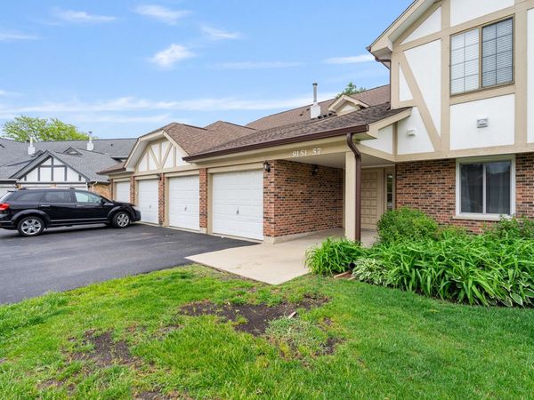9153 Sutton Court , Orland Park, IL 60462