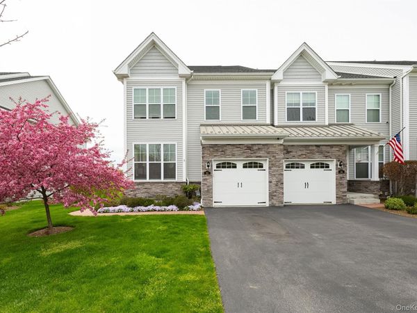 51 Lewis Road, Hopewell Junction, NY 12533