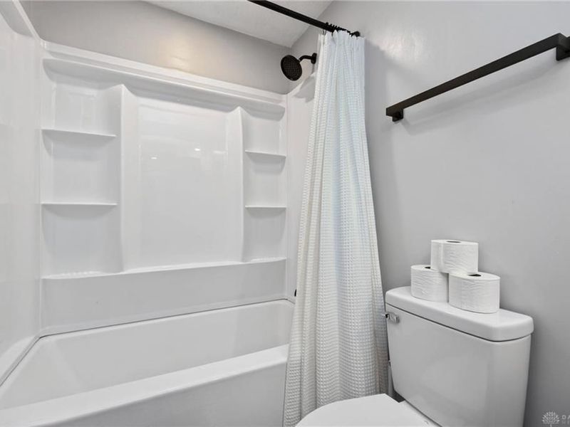 9019 Woodstream Lane, Centerville, OH 45458 Photo 33