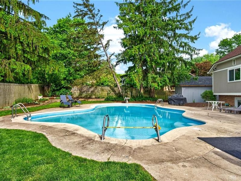 9019 Woodstream Lane, Centerville, OH 45458 Photo 57