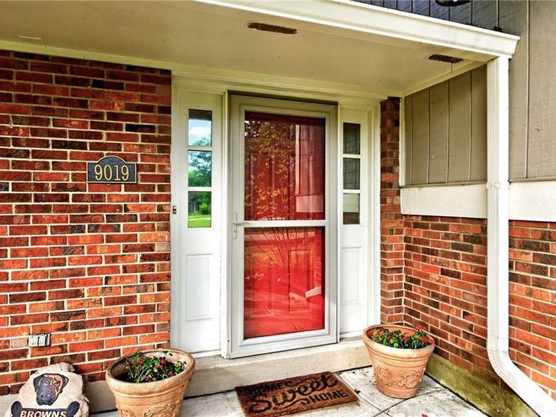 9019 Woodstream Lane, Centerville, OH 45458 Photo 8