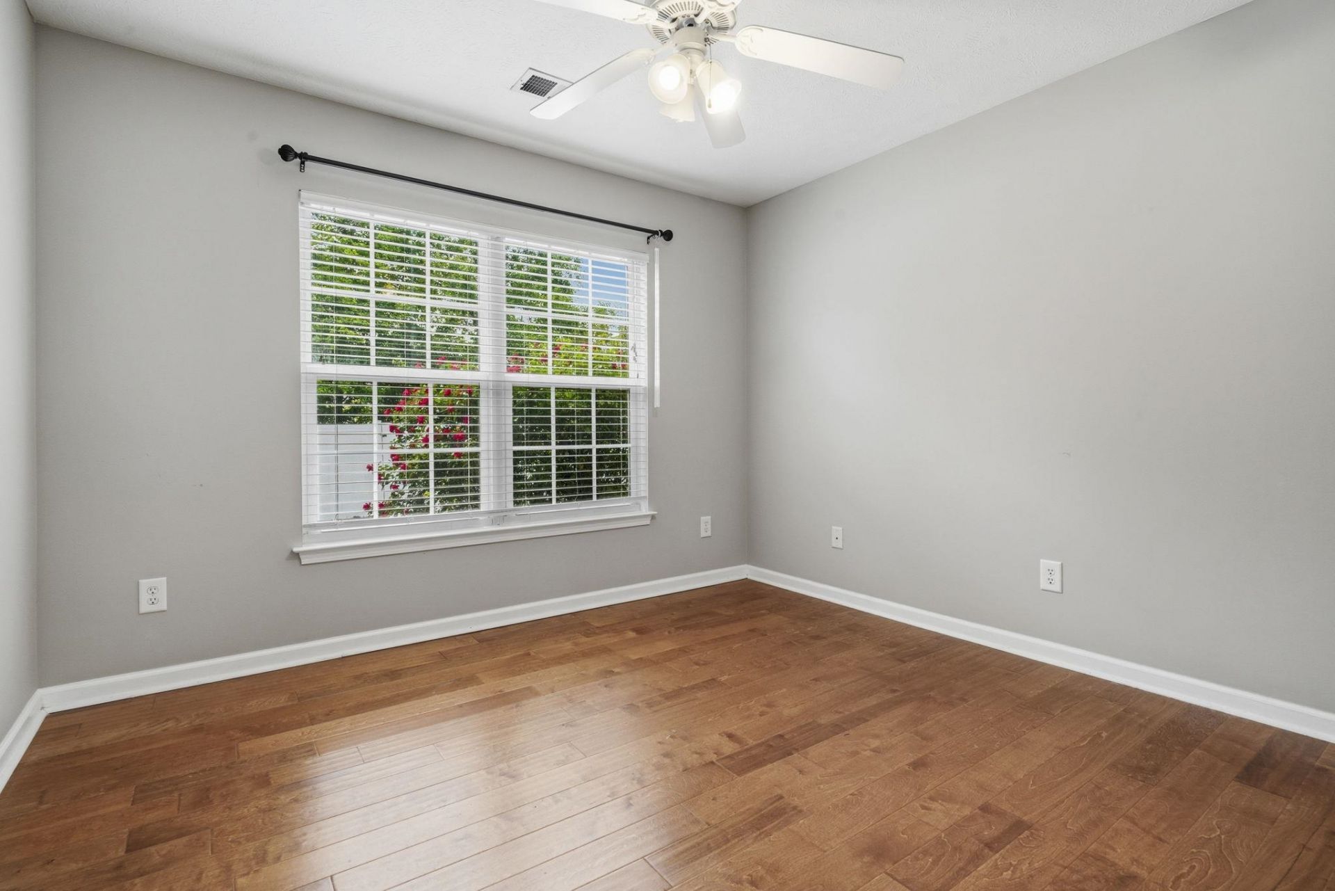 125 Black Bear Rd. Photo 10