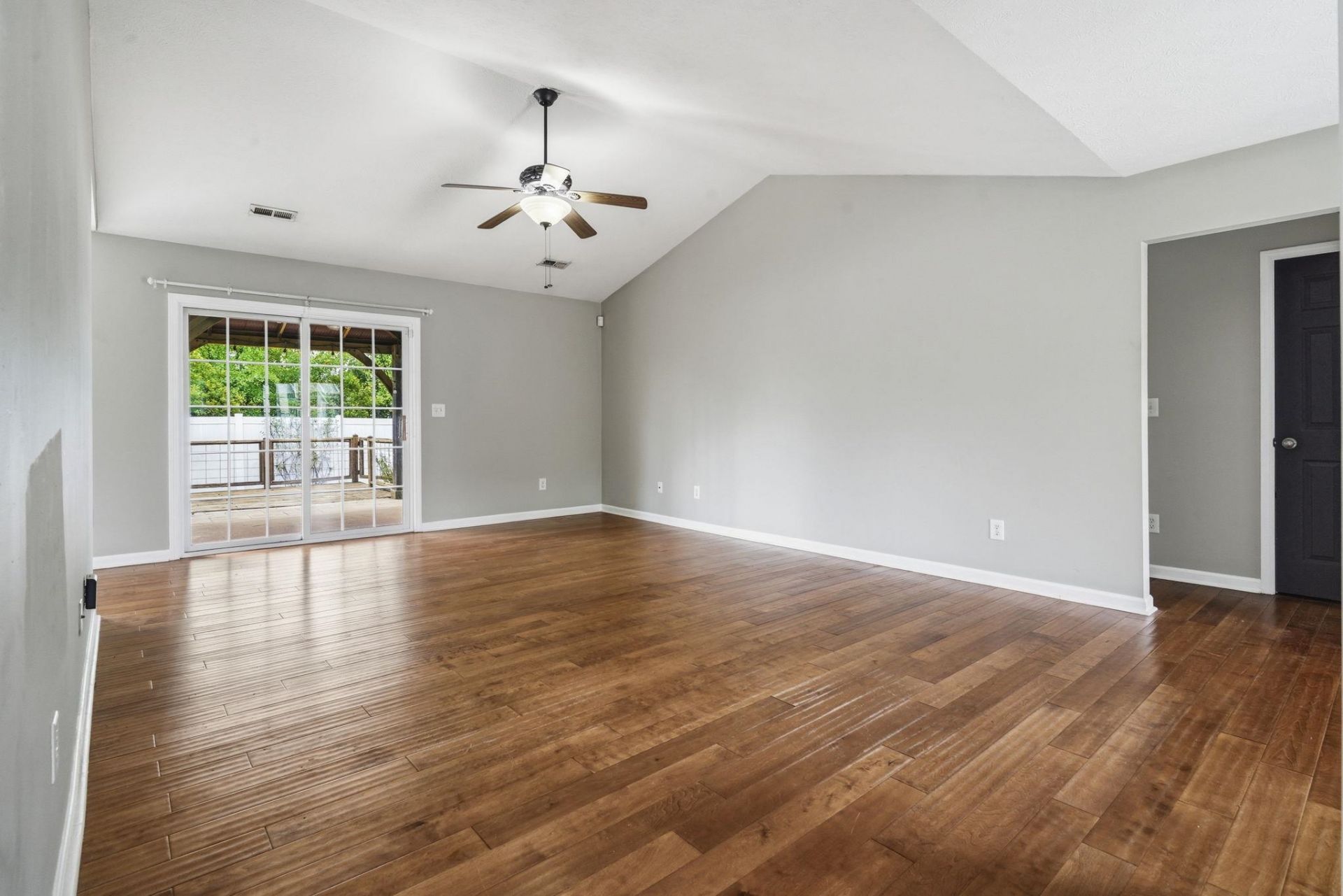 125 Black Bear Rd. Photo 15