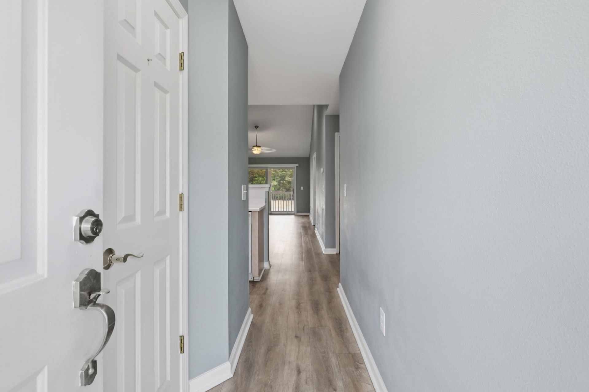 1242 River Oaks Dr. Photo 5
