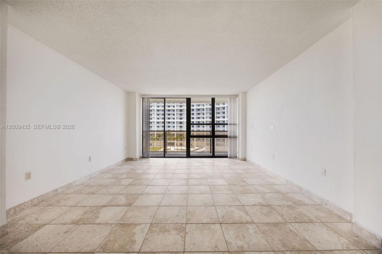 600 NE 36th St, Unit 1109, Miami, FL 33137 Photo