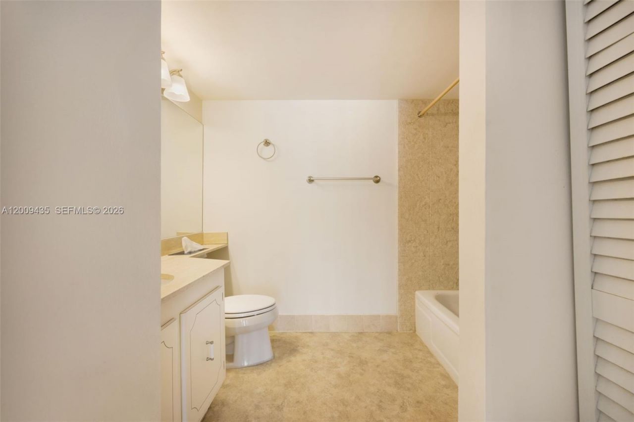 600 NE 36th St, Unit 1109, Miami, FL 33137 Photo
