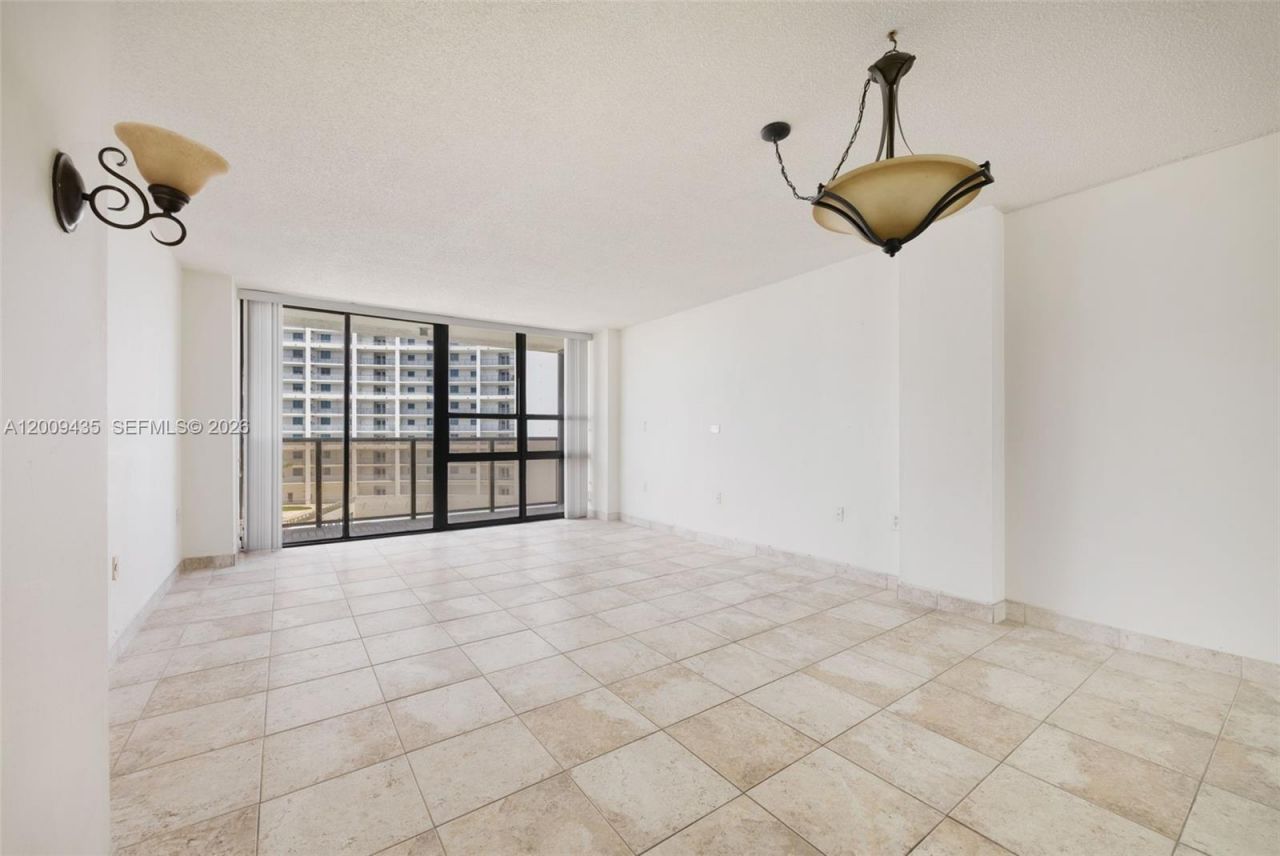 600 NE 36th St, Unit 1109, Miami, FL 33137 Photo