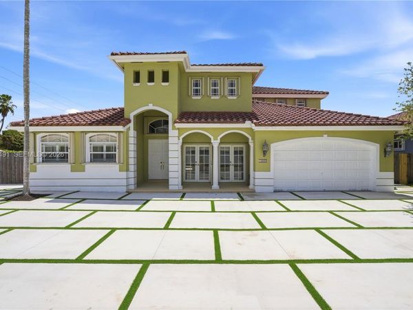 15203 SW 142nd Ave, Miami, FL 33177