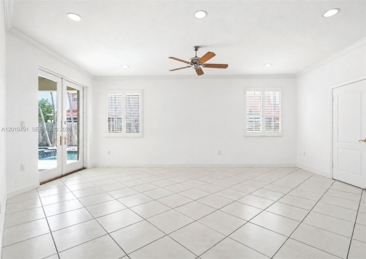 15203 SW 142nd Ave, Miami, FL 33177 Photo