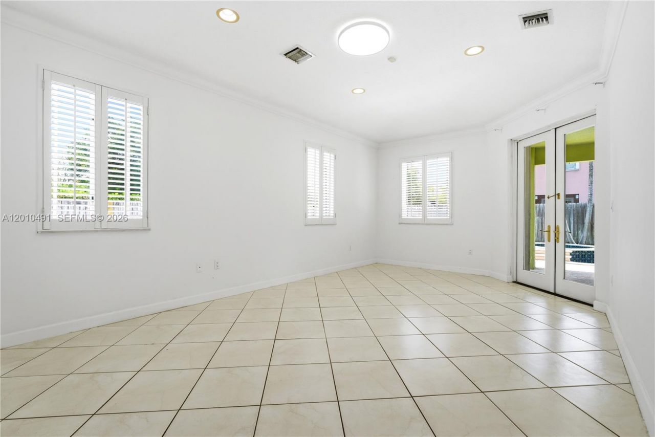 15203 SW 142nd Ave, Miami, FL 33177 Photo
