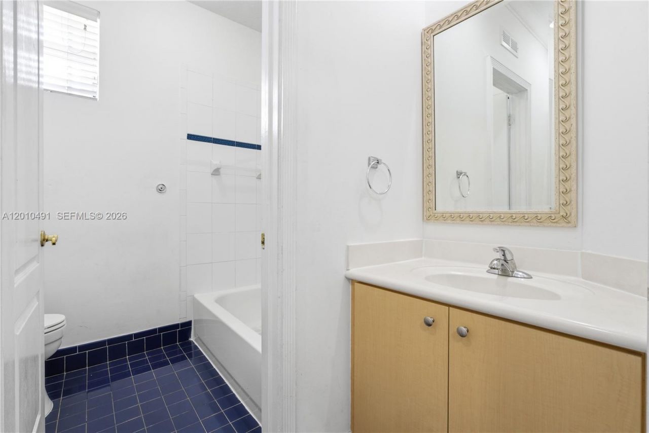 15203 SW 142nd Ave, Miami, FL 33177 Photo