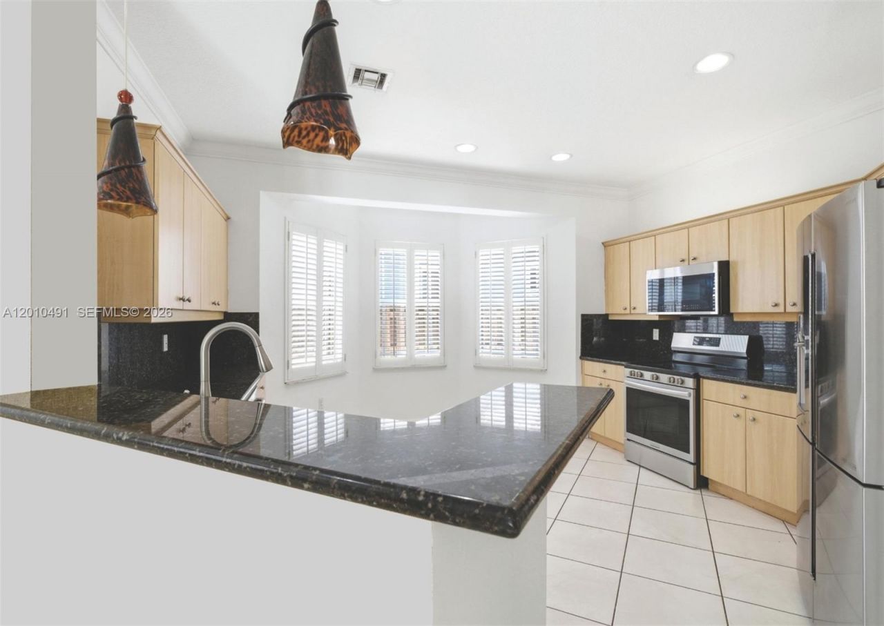 15203 SW 142nd Ave, Miami, FL 33177 Photo