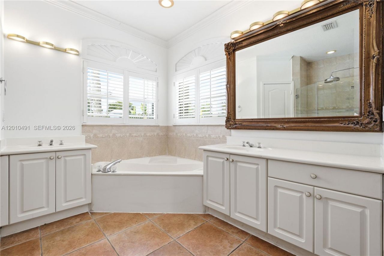 15203 SW 142nd Ave, Miami, FL 33177 Photo