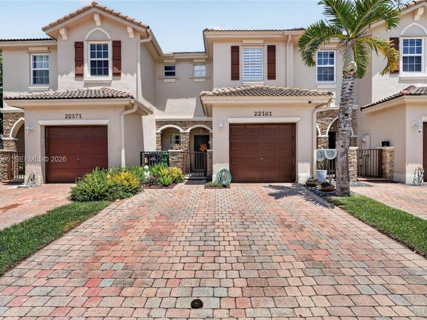 22181 SW 92nd Pl , Cutler Bay, FL 33190