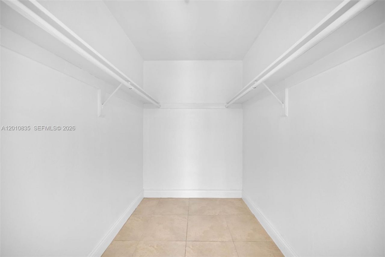 7483 SW 82nd St , Unit A101, Miami, FL 33143 Photo