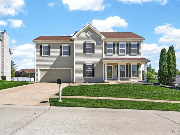 301 America Street , Wentzville, MO 63385
