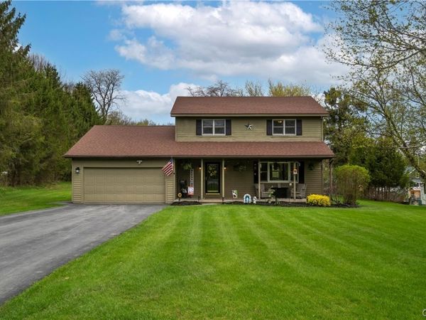 2831 Oneida Street , Sauquoit, NY 13456