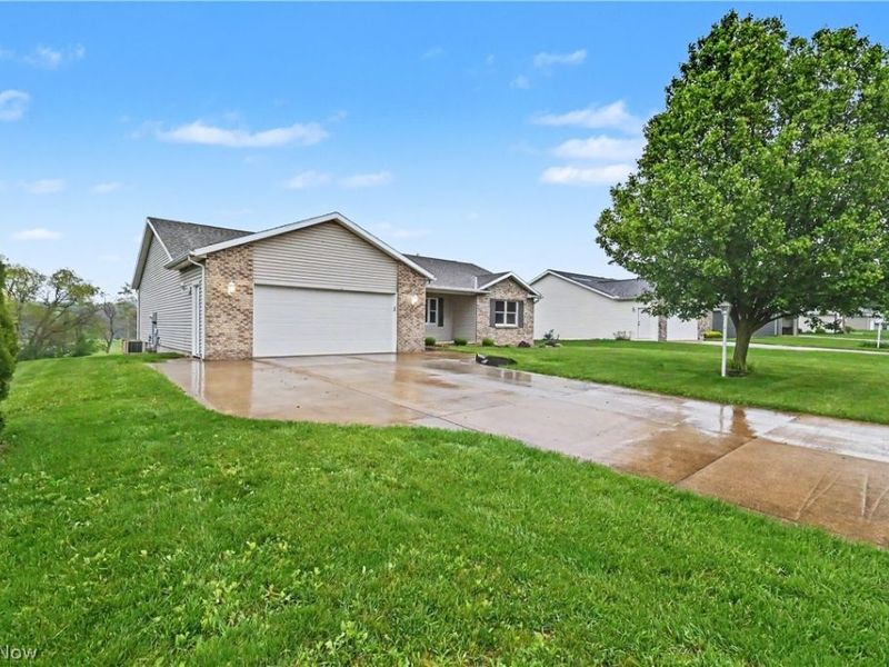 254 W Durbin Circle, Bellville, OH 44813 Photo 2