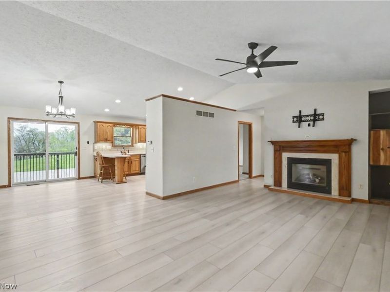 254 W Durbin Circle, Bellville, OH 44813 Photo 4