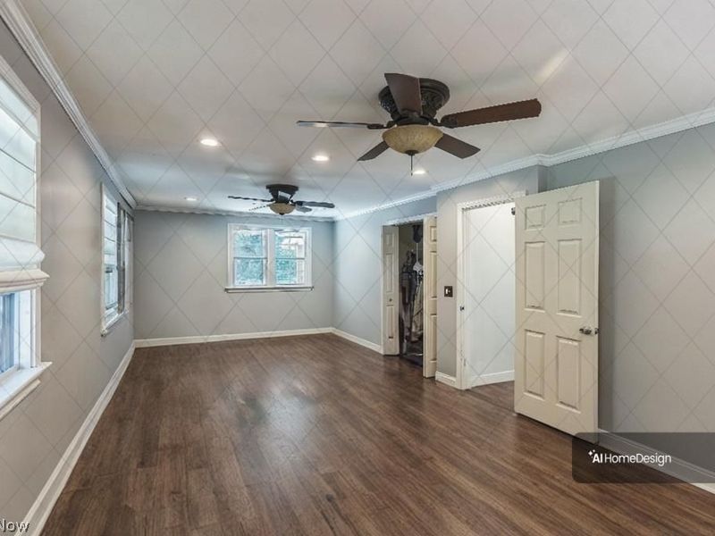 7185 Maple Street, Mentor, OH 44060 Photo 2