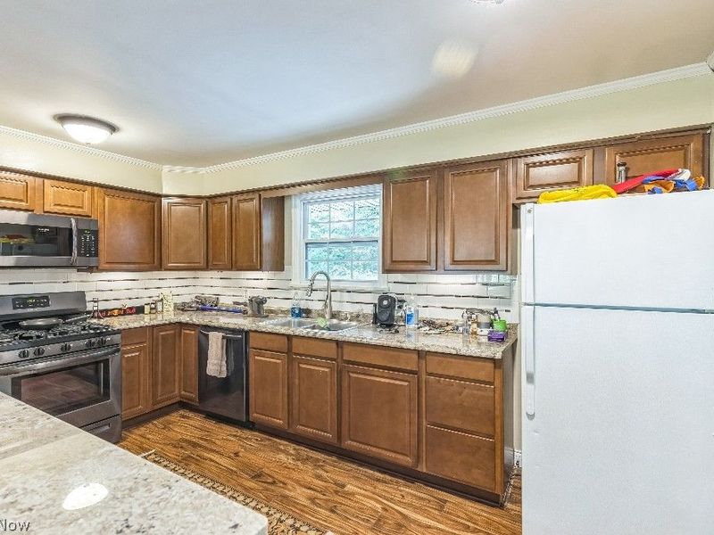 7185 Maple Street, Mentor, OH 44060 Photo 9