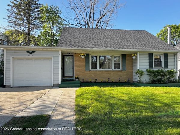 1510 W Saint Joseph Street, Lansing, MI 48915