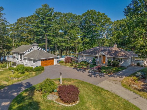 3 Pine Island, York, ME 03909
