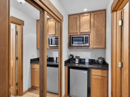 725 Granlibakken Road, Tahoe City, CA 96145 Photo