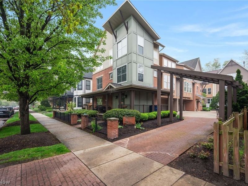 3897 Clinton Avenue, Cleveland, OH 44113 Photo 1