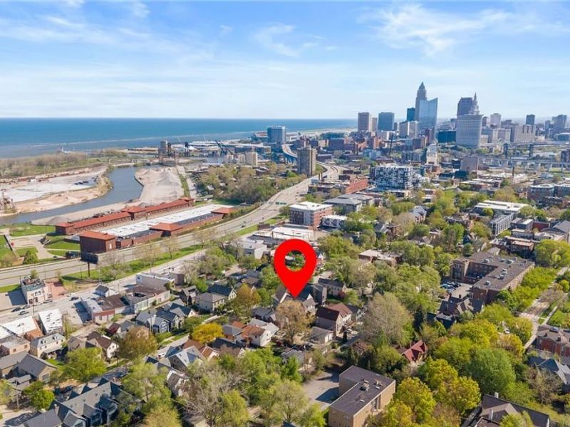 3897 Clinton Avenue, Cleveland, OH 44113 Photo 50