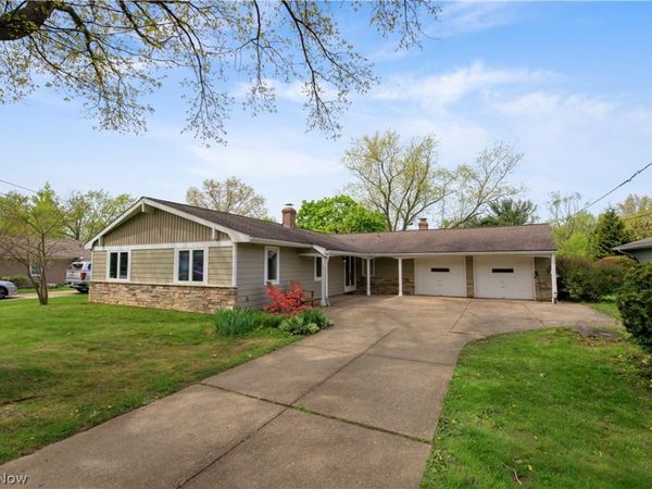 30200 Crestview Drive , Bay Village, OH 44140