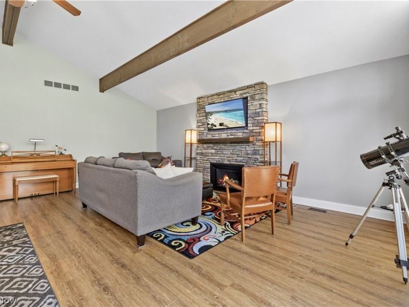 30200 Crestview Drive, Bay Village, OH 44140 Photo 10