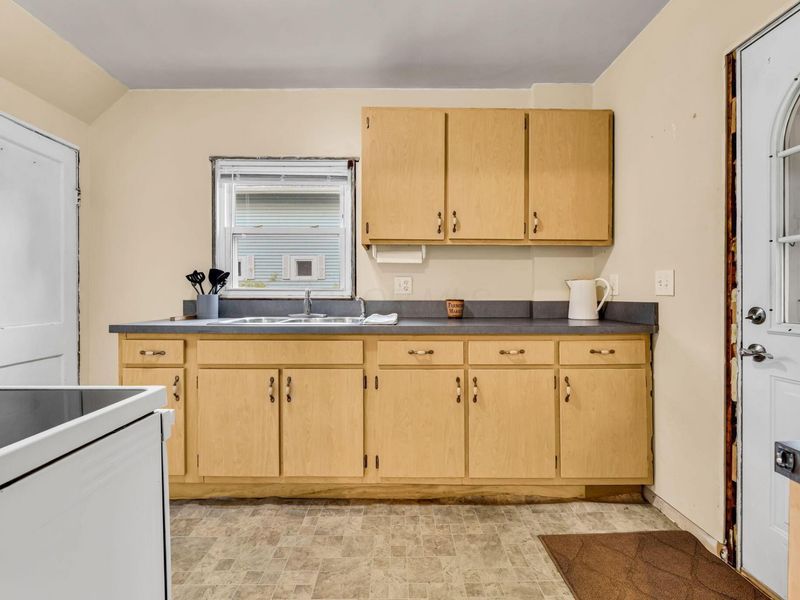 2201 Ferris Road , Columbus, OH 43224 Photo 7
